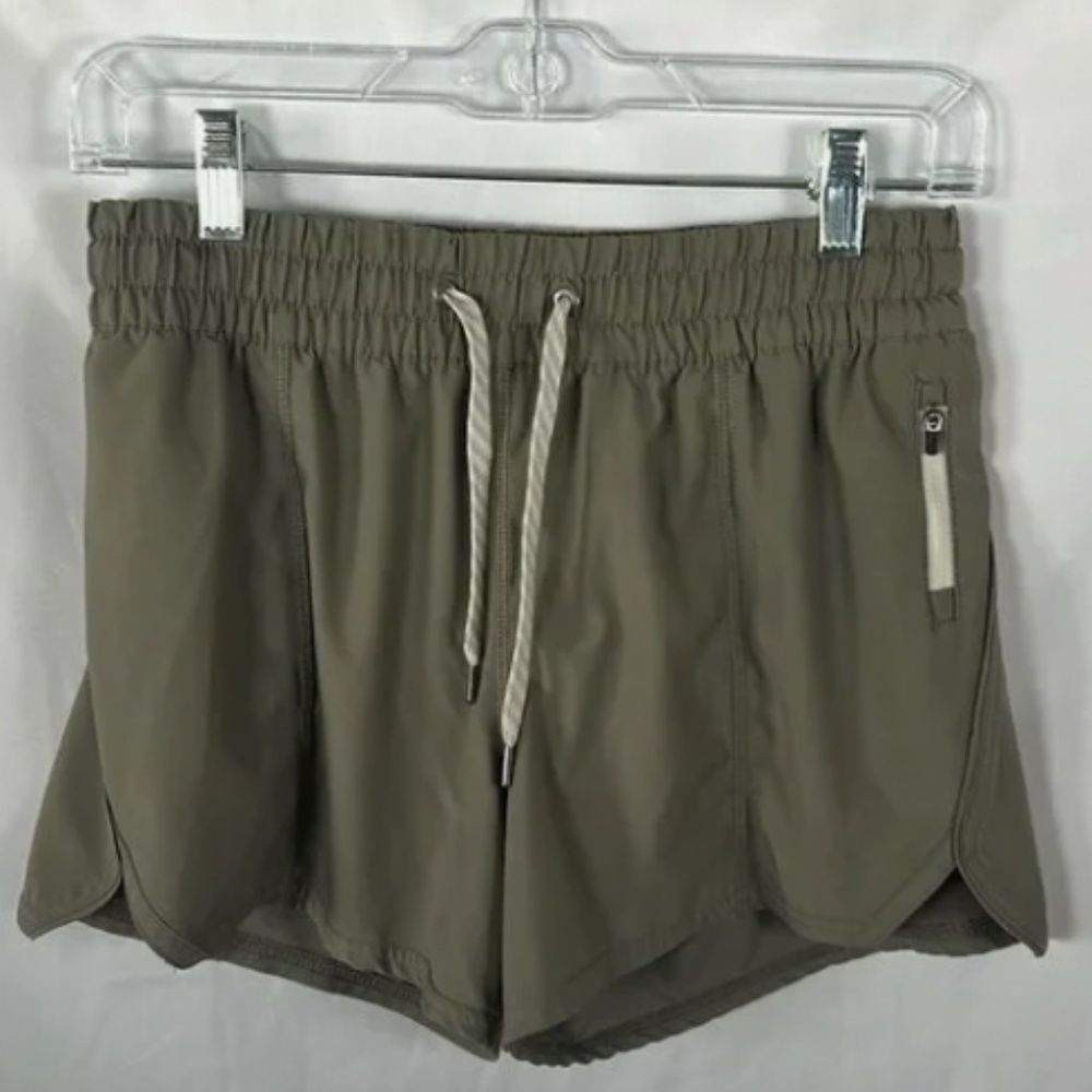 Vuori olive green shorts XS women's